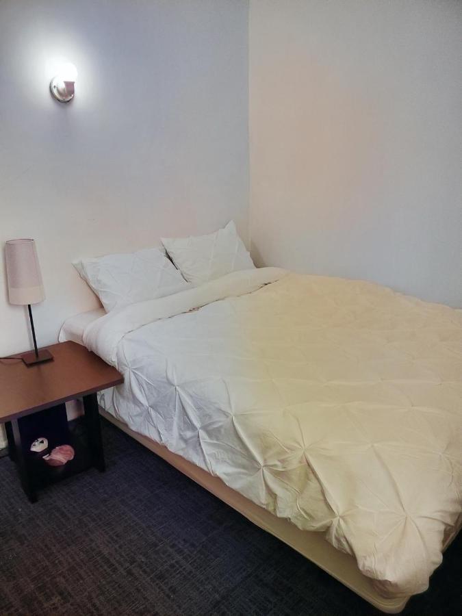 Booking-Eddy- Single Room With Self Check-In Hull Exterior photo